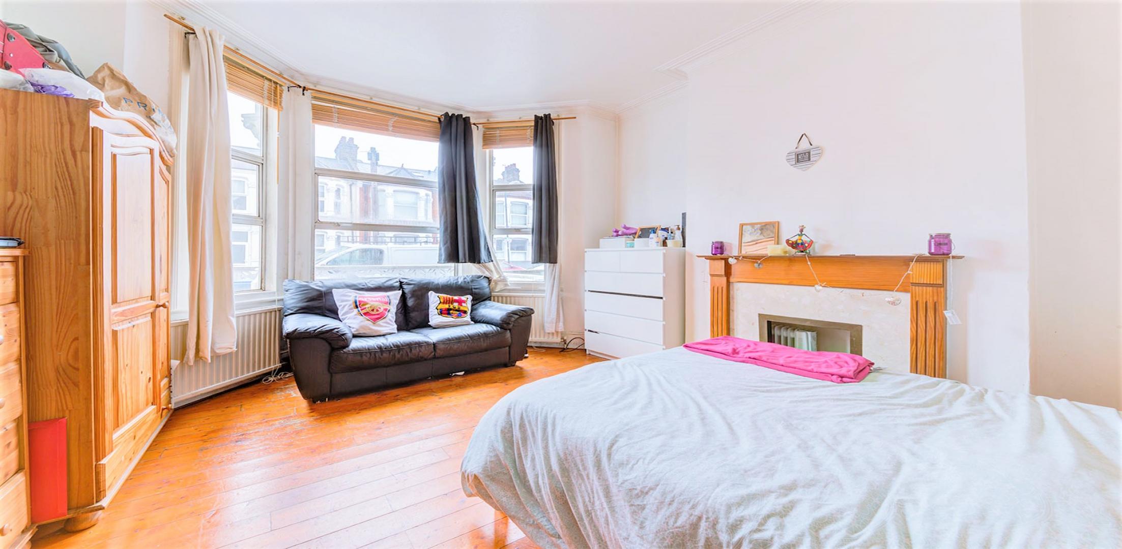 			PRIVATE GARDEN, 2 Bedroom, 1 bath, 1 reception Flat			 Leighton Gardens, KENSAL RISE
